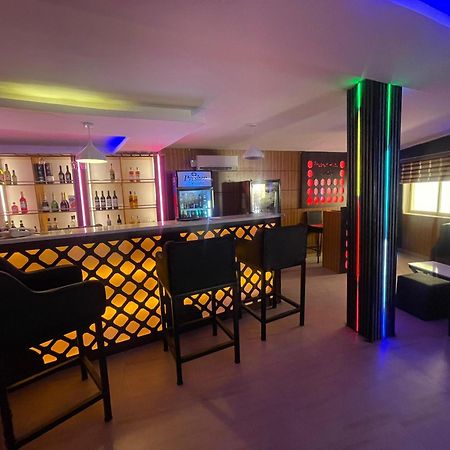 Presken Hotels Alade Avenue Ikeja Ngoại thất bức ảnh