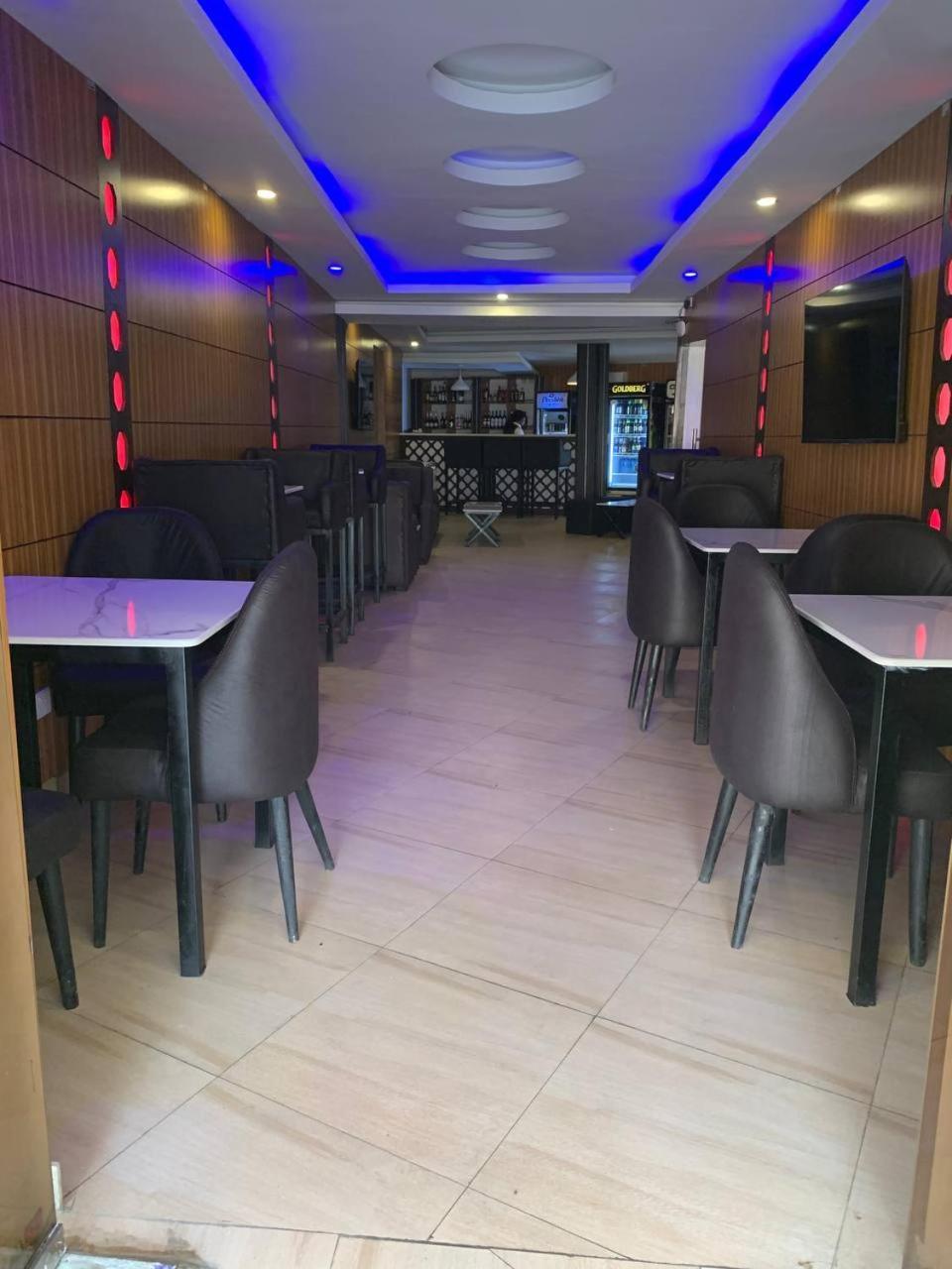 Presken Hotels Alade Avenue Ikeja Ngoại thất bức ảnh