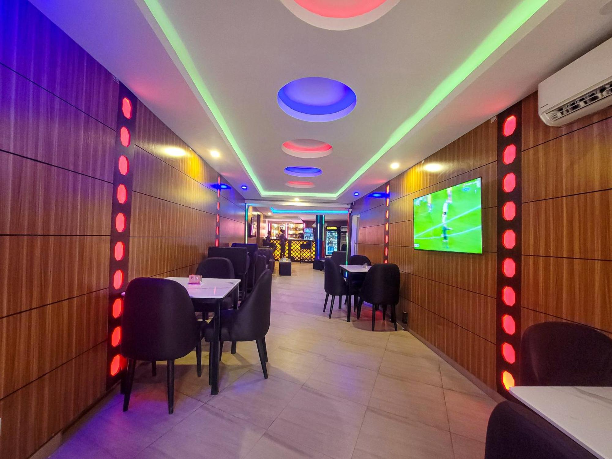 Presken Hotels Alade Avenue Ikeja Ngoại thất bức ảnh